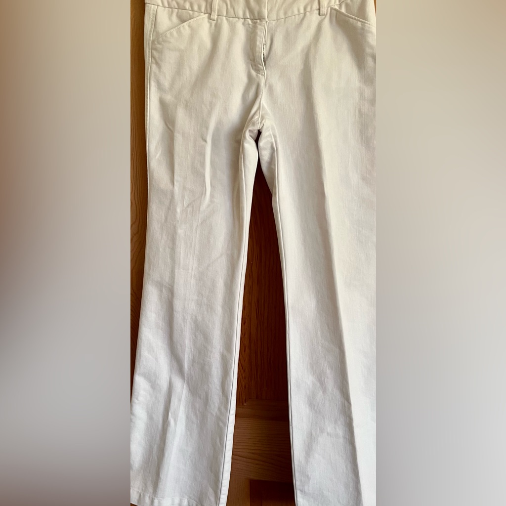 Express Design Studio Withe Pants Size 8